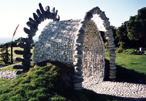 ساخت نما ورودی با سنگ پوکه